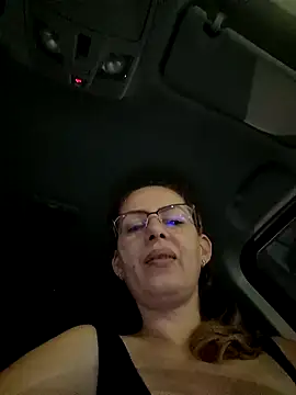 Snapshot of uber_babe chatting on 01.22.25 uber babe online show from 01.22.25