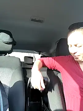 Snapshot of uber_babe chatting on 03.14.25 uber babe online show from 03.14.25