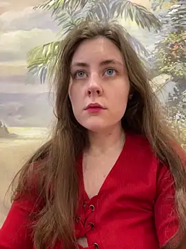 Snapshot of Topvi_ chatting on 12.14.25 Topvi online show from 12.14.25