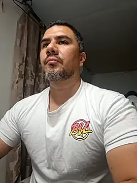 Snapshot of pob_cam chatting on 09.18.25 pob cam online show from 09.18.25