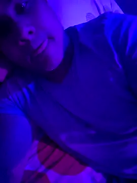 Snapshot of pob_cam chatting on 10.17.25 pob cam online show from 10.17.25