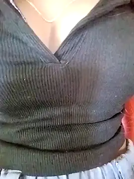 Esha Babyy online show from 12.23.24