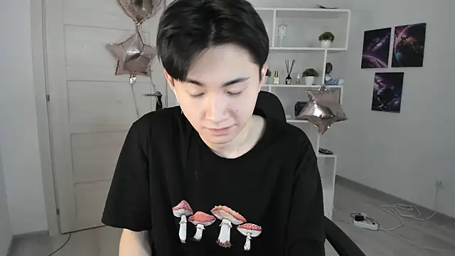 Miram Yu online show from 01.22.25