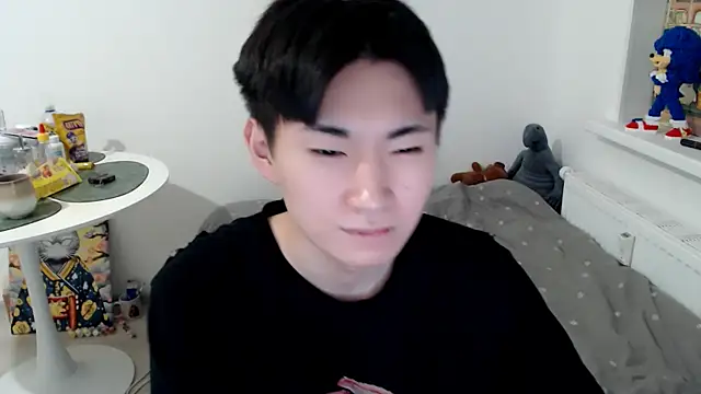 Miram Yu online show from 11.16.25