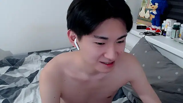 Miram Yu online show from 05.03.26