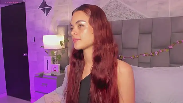 HannaRhodes online show from 02.27.25