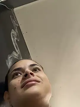 HannaRhodes online show from 11.10.25