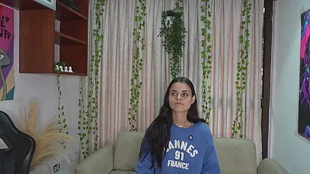 Snapshot of HannaRhodes chatting on 02.27.26 HannaRhodes online show from 02.27.26