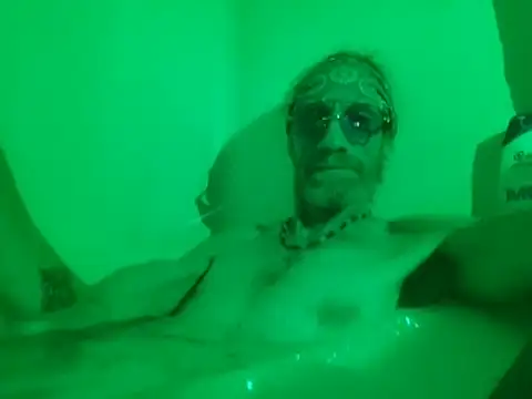 Undercover Pornstar online show from 11.22.25