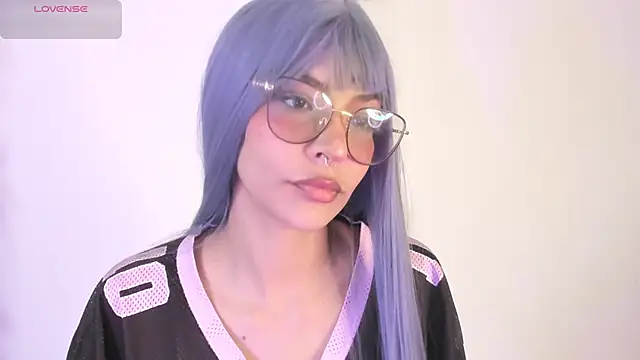 Snapshot of Luna-Chann chatting on 06.21.26 Luna-Chann online show from 06.21.26