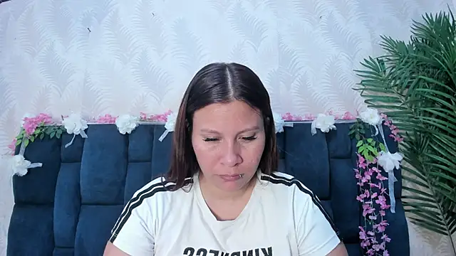 Melody Megann online show from 07.27.26