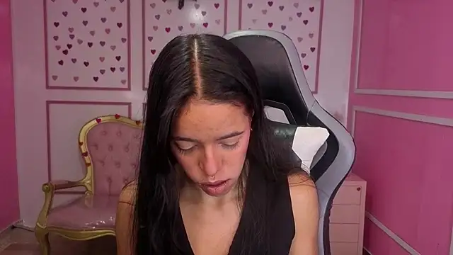 stephania t online show from 11.10.25