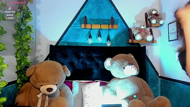  Sophie  miller online show from 02.13.25