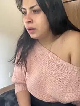 Snapshot of Effyvice13 chatting on 12.17.25 Effyvice13 online show from 12.17.25