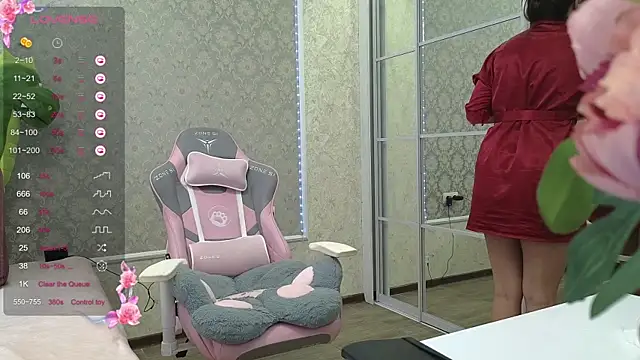 -DIVORA- online show from 10.26.25