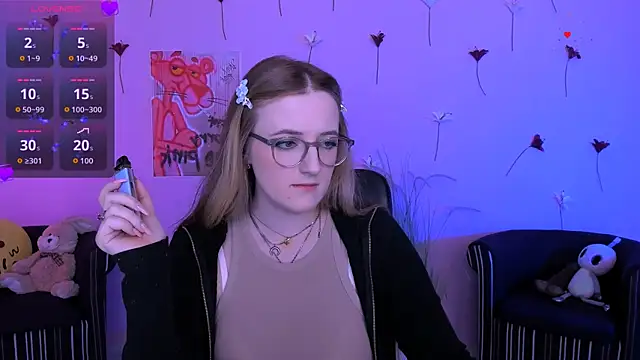 luna berryy online show from 05.02.26