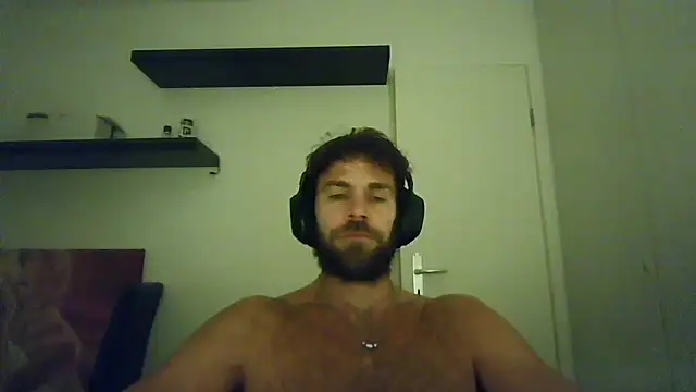 alpha-hunk online show from 10.21.25