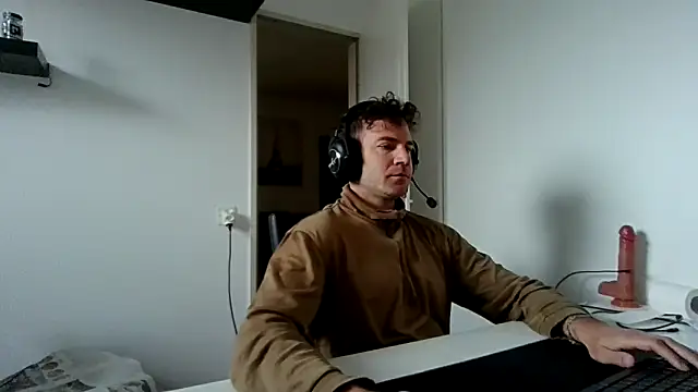 alpha-hunk online show from 03.29.26