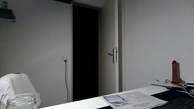 alpha-hunk online show from 04.18.26