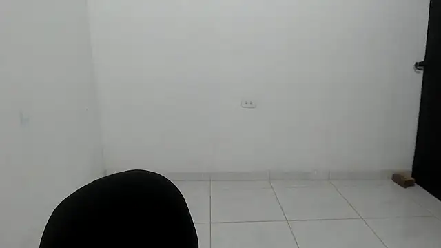 Snapshot of estefania224 chatting on 05.09.26 estefania224 online show from 05.09.26