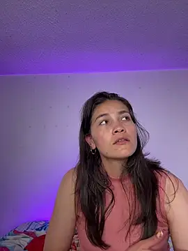 aurora divine online show from 05.04.26