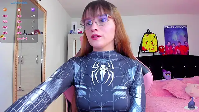 Lucyy-hess online show from 12.11.24