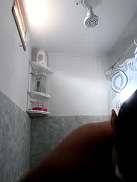 Lucyy-hess online show from 12.15.24