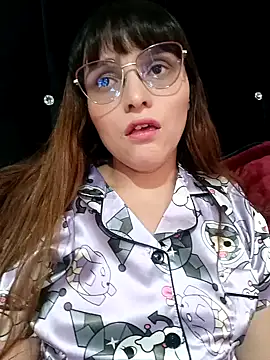 Lucyy-hess online show from 02.04.25