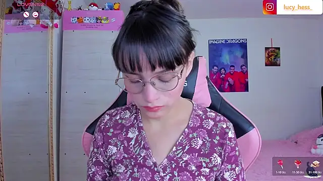 Lucyy-hess online show from 04.30.26
