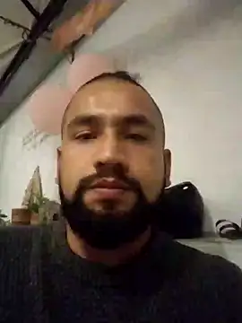 Snapshot of sabor_Latino_bdsm chatting on 01.14.25 sabor Latino bdsm online show from 01.14.25