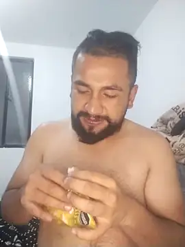 Snapshot of sabor_Latino_bdsm chatting on 03.12.25 sabor Latino bdsm online show from 03.12.25