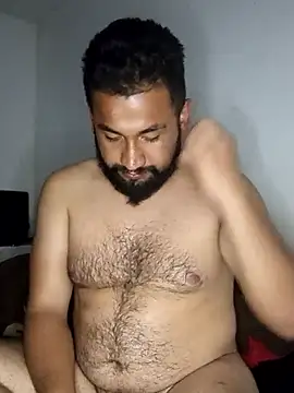 Snapshot of sabor_Latino_bdsm chatting on 10.13.25 sabor Latino bdsm online show from 10.13.25