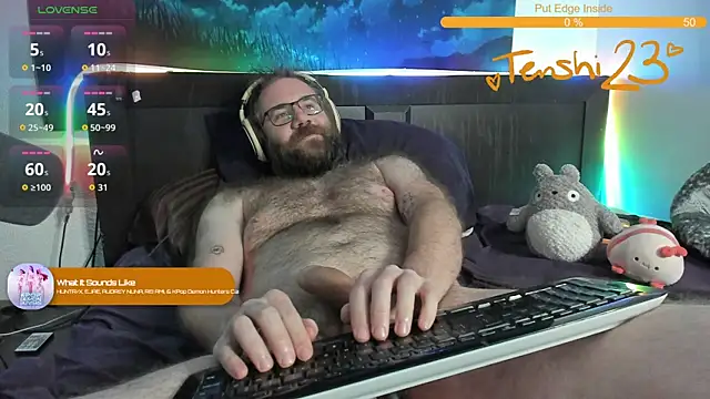 Snapshot of tenshi23strip chatting on 10.05.25 tenshi23strip online show from 10.05.25