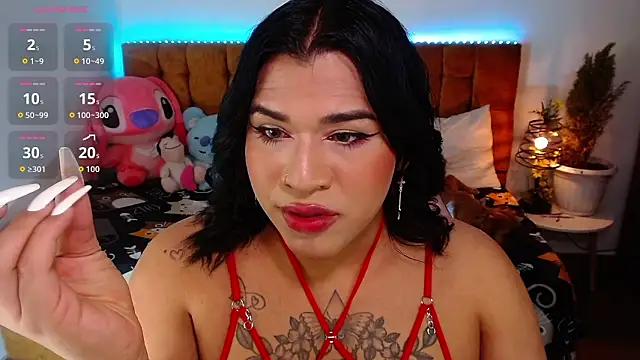 Snapshot of alexiaaross chatting on 02.13.26 alexiaaross online show from 02.13.26