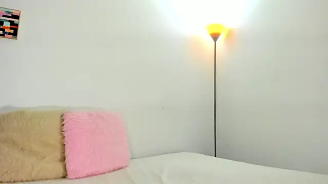 Snapshot of zandycooper chatting on 03.05.25 zandycooper online show from 03.05.25