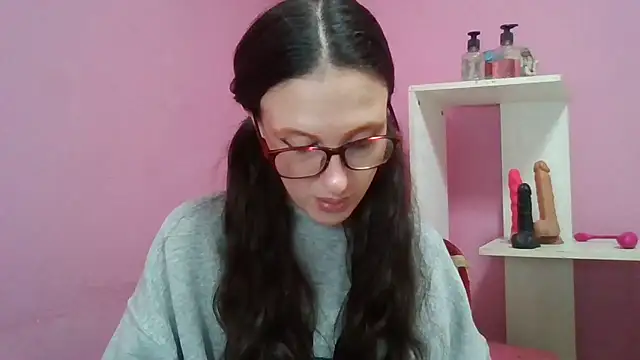 Snapshot of LolaBoobs chatting on 02.02.26 LolaBoobs online show from 02.02.26