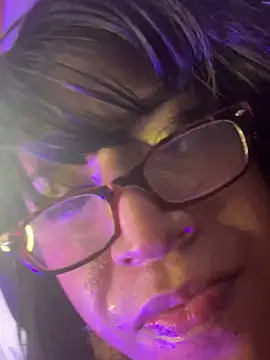 Snapshot of zahrivk1 chatting on 12.04.24 zahrivk1 online show from 12.04.24