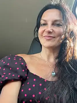 -OLYA- online show from 06.08.26