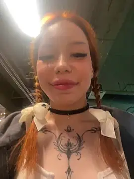 Snapshot of babydolll chatting on 12.22.24 babydolll online show from 12.22.24