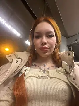 Snapshot of babydolll chatting on 01.15.25 babydolll online show from 01.15.25