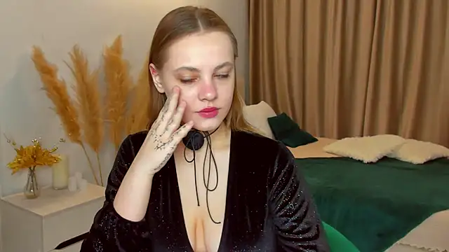 Snapshot of rora_skyline chatting on 01.20.25 rora skyline online show from 01.20.25