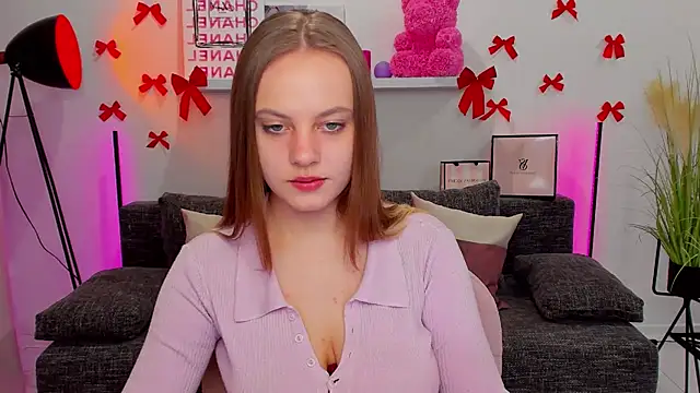 Snapshot of rora_skyline chatting on 02.16.25 rora skyline online show from 02.16.25