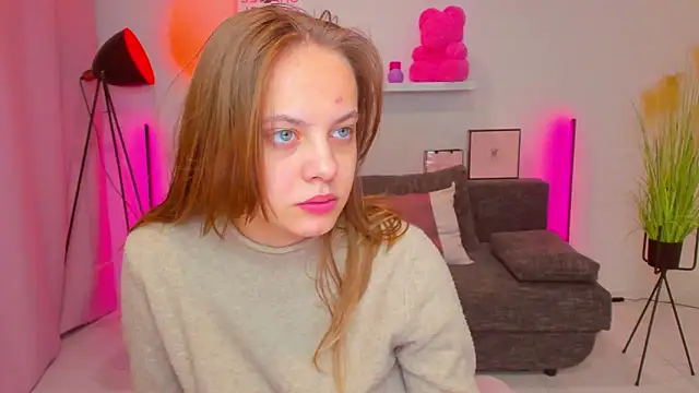 Snapshot of rora_skyline chatting on 09.16.25 rora skyline online show from 09.16.25