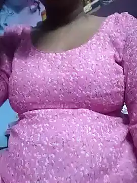 Snapshot of Dr_Chhaya chatting on 03.15.25 Dr Chhaya online show from 03.15.25