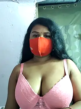 Snapshot of Dr_Chhaya chatting on 04.25.26 Dr Chhaya online show from 04.25.26