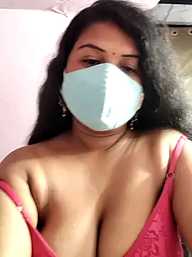 Snapshot of Dr_Chhaya chatting on 05.01.26 Dr Chhaya online show from 05.01.26