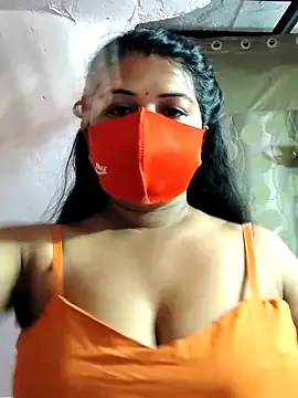 Snapshot of Dr_Chhaya chatting on 05.04.26 Dr Chhaya online show from 05.04.26
