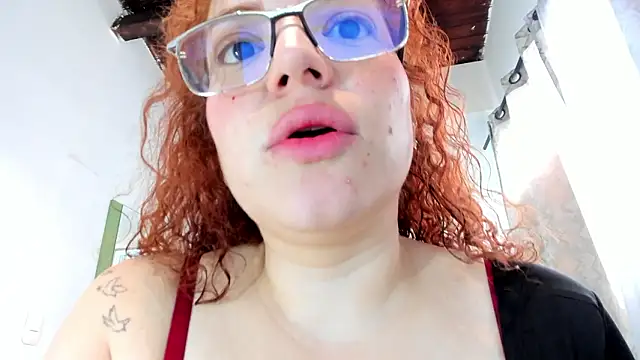 Snapshot of ebbafernandez_ chatting on 03.15.26 ebbafernandez online show from 03.15.26