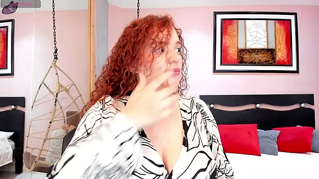 Snapshot of ebbafernandez_ chatting on 06.16.26 ebbafernandez online show from 06.16.26