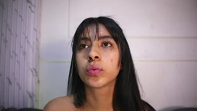 Alyssa jones online show from 07.02.26